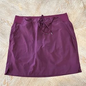 Athleta Burgundy Skort/Skirt Size 12 Pockets Drawstrings